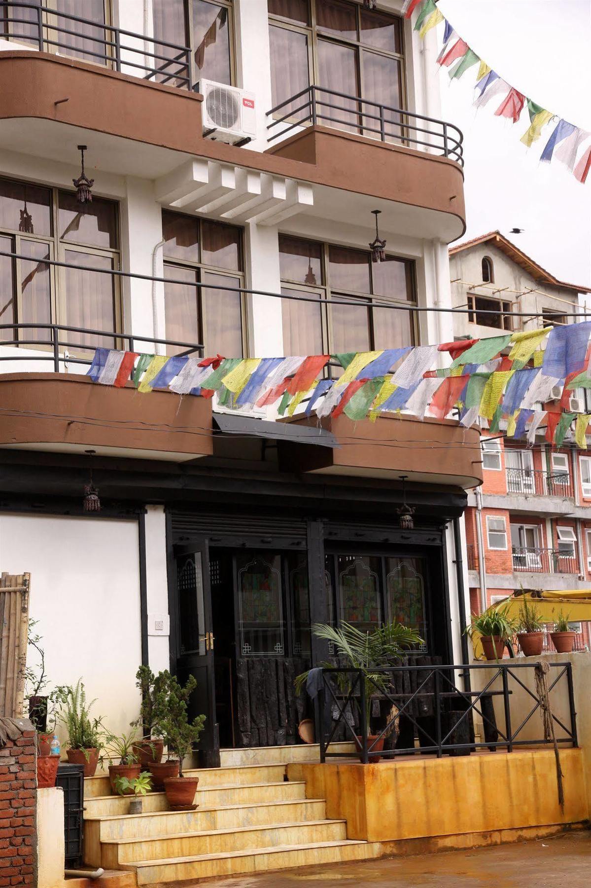 Dream Nepal Hotel And Apartment Catmandu Exterior foto