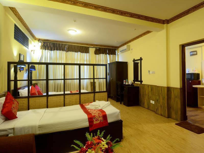 Dream Nepal Hotel And Apartment Catmandu Exterior foto