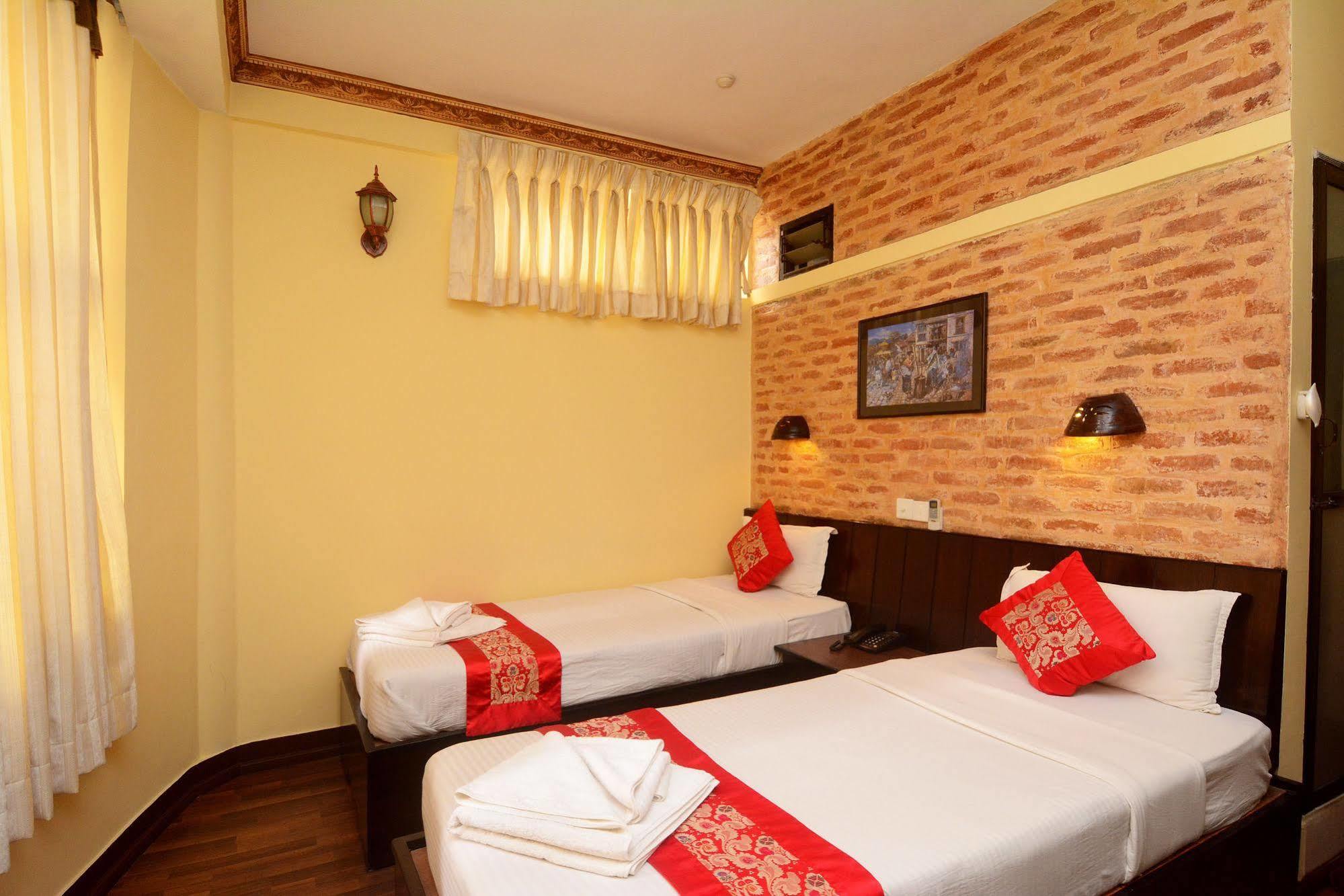 Dream Nepal Hotel And Apartment Catmandu Exterior foto