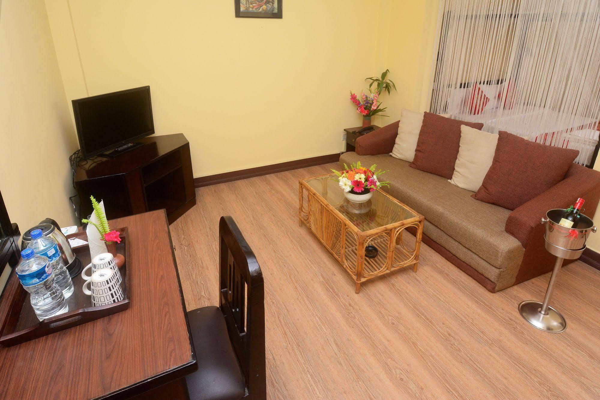 Dream Nepal Hotel And Apartment Catmandu Exterior foto