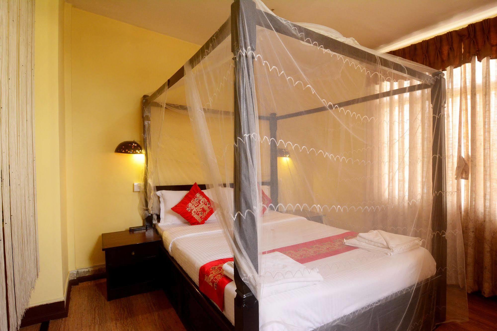 Dream Nepal Hotel And Apartment Catmandu Exterior foto